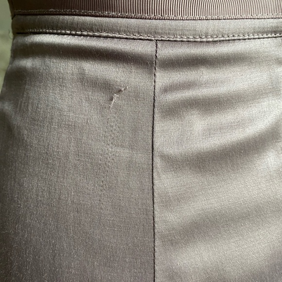 Satin Mauve/taupe colour cocktail dress size small - Picture 4 of 9